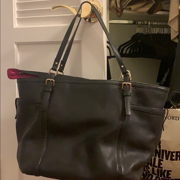 Authentic Kate Spade Black Leather Bag - Picture 2 of 6